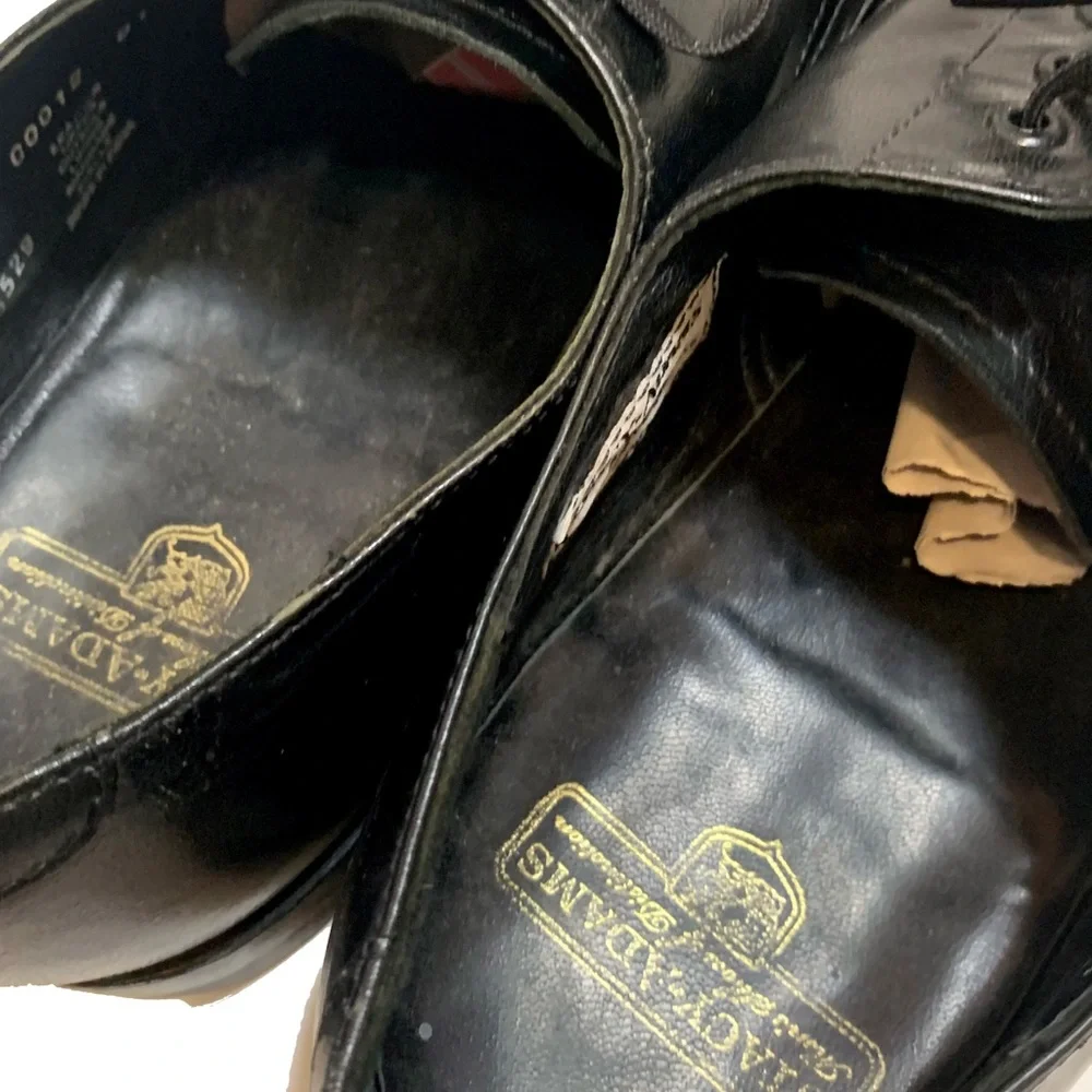 10.5 / Stacy Adams Black Leather Men's Oxfords